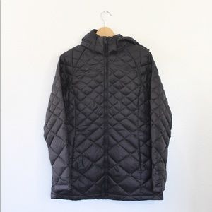The North Face 550 Hooded Puff Jacket Black medium